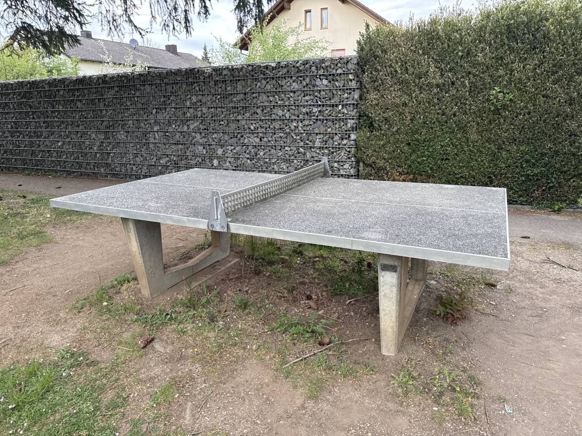 Tischtennis bei Flurstraße