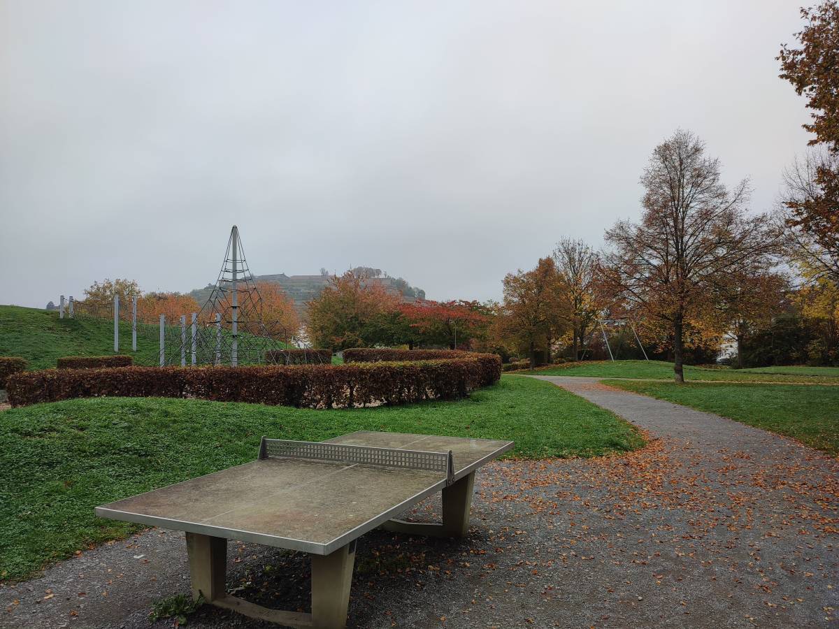 Tischtennis bei Hölderlinstraße