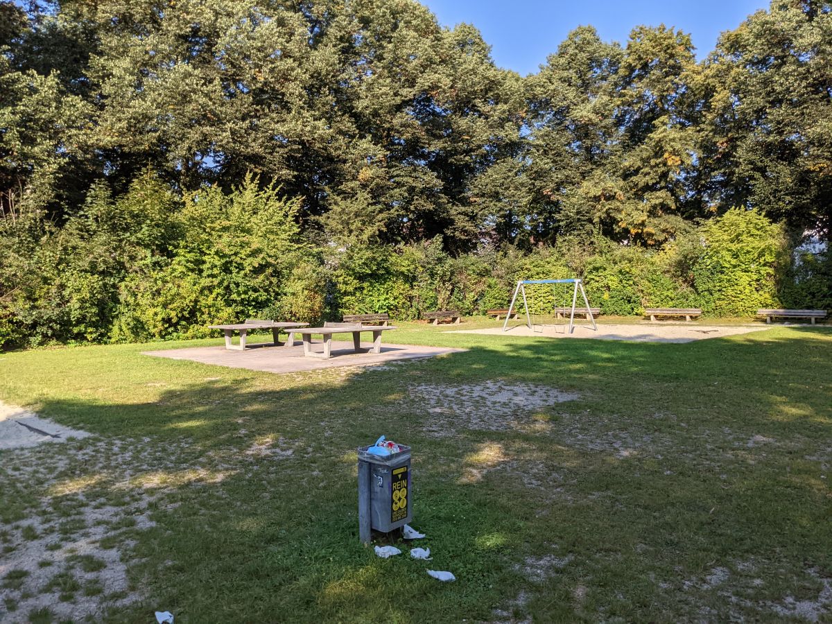 Tischtennis bei Athener Straße 16