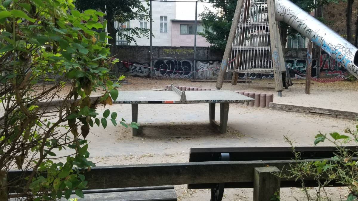Tischtennis bei Pflügerstraße