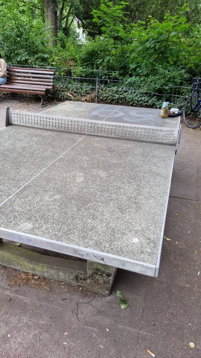 Tischtennis bei Brunnenplatz