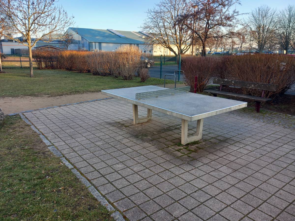 Tischtennis bei Friedrich-Engels-Straße