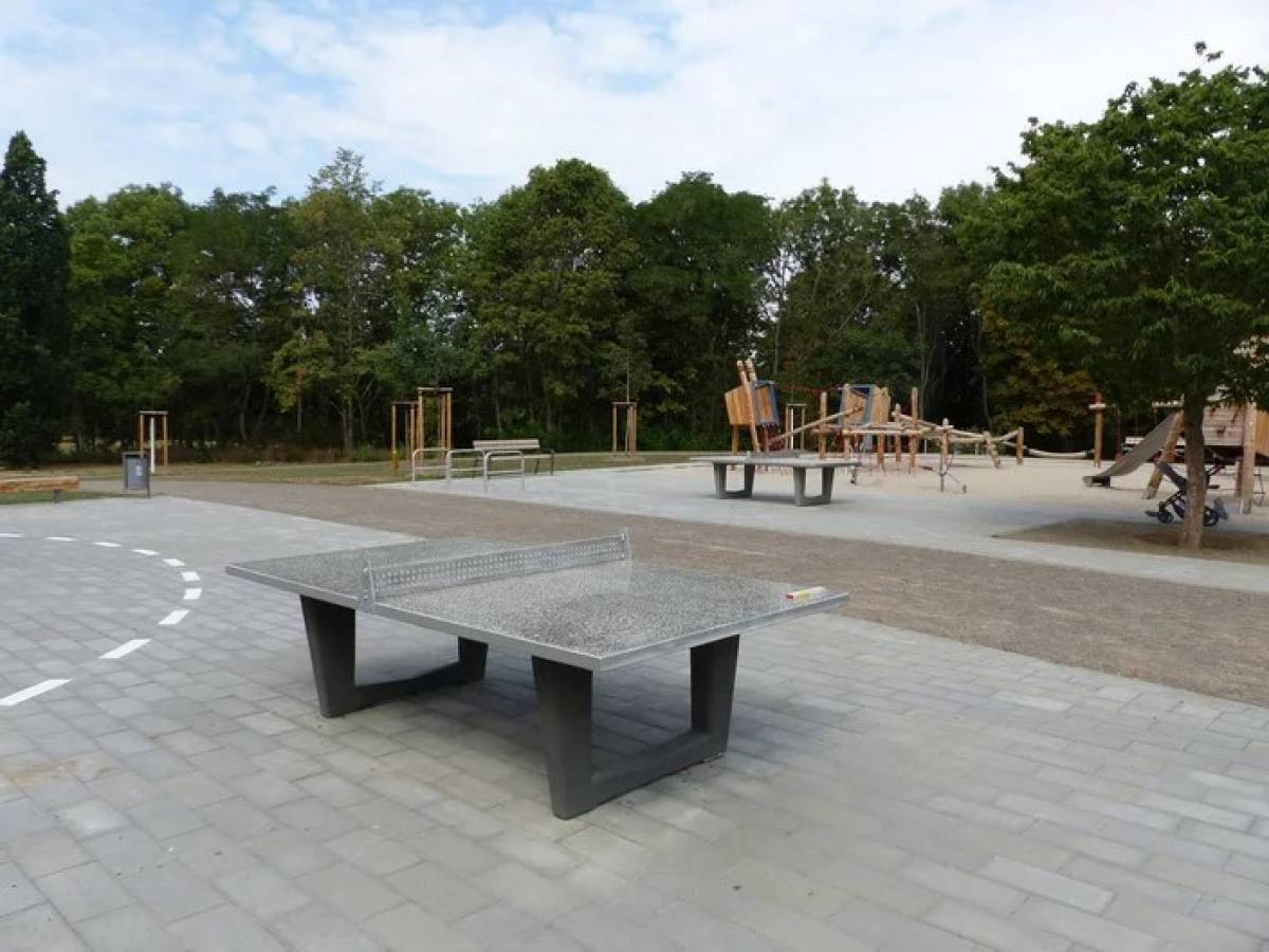 Tischtennis bei Augustinerstraße