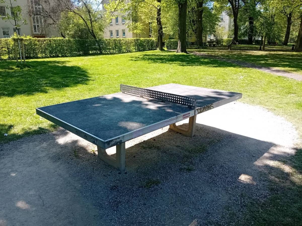 Tischtennis bei Hansteinstraße
