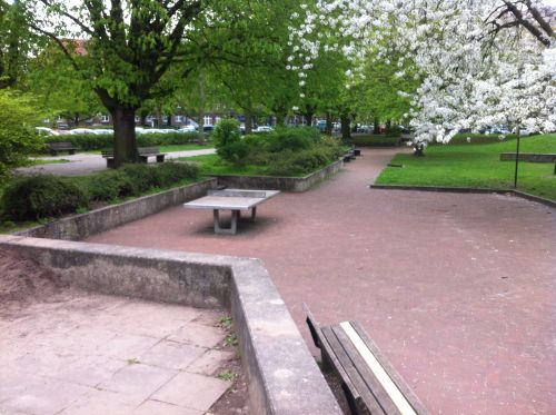 Tischtennis bei Bertha-von-Suttner-Platz 23A