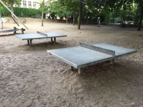 Tischtennis bei Rheingaustraße 7