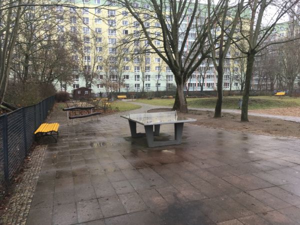 Tischtennis bei Hönower Weg 50
