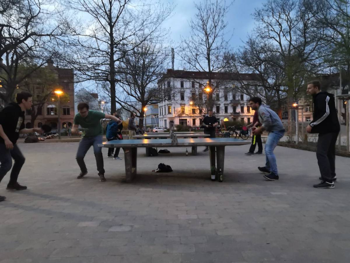Tischtennis bei Karl-Heine-Platz
