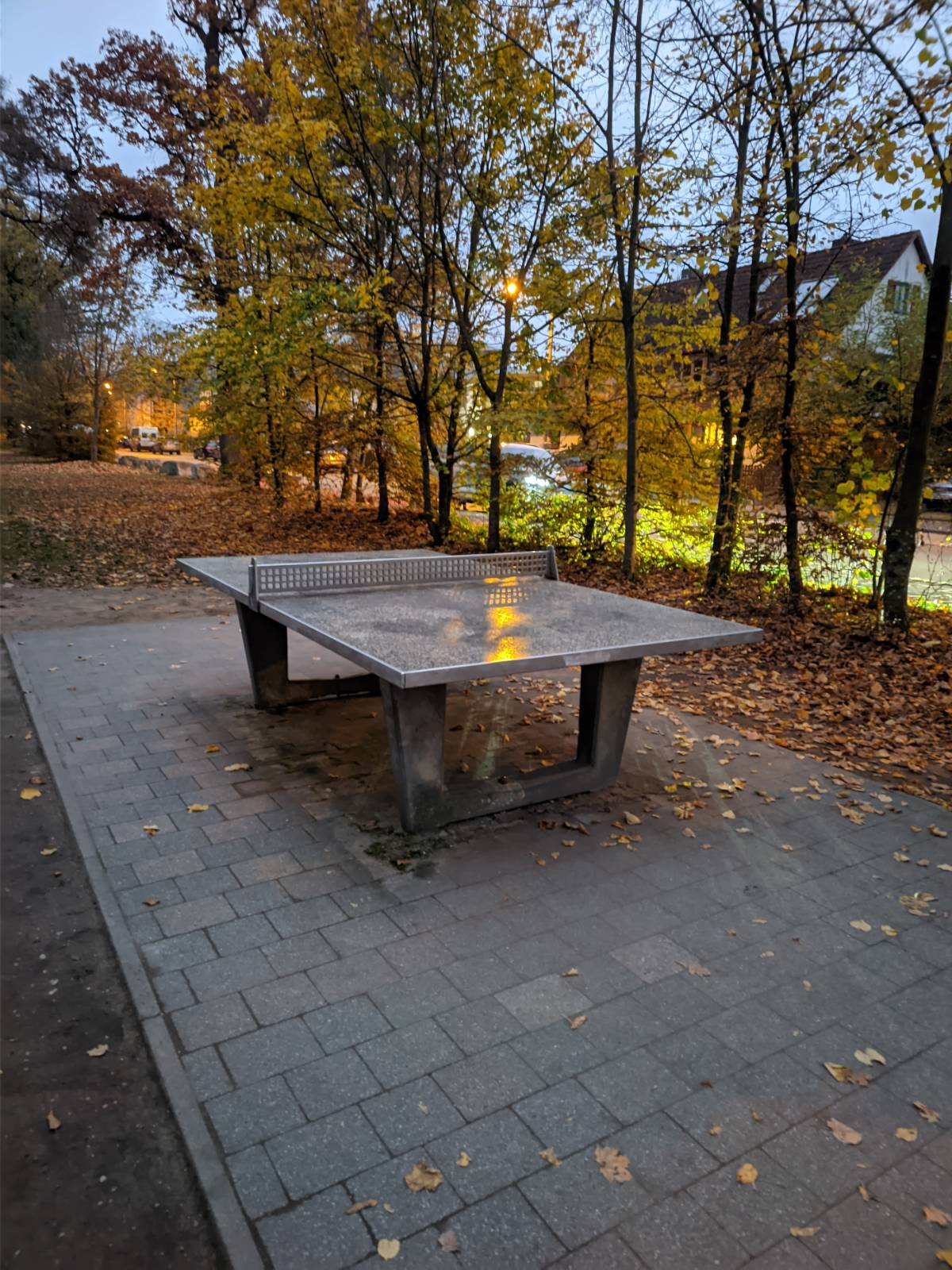 Tischtennis bei Hinterhofstraße