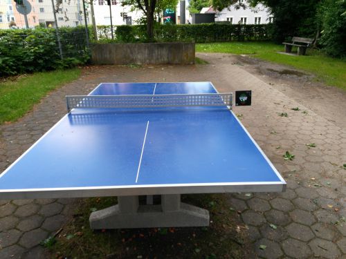 Tischtennis bei Bürgermeister-Bohl-Straße