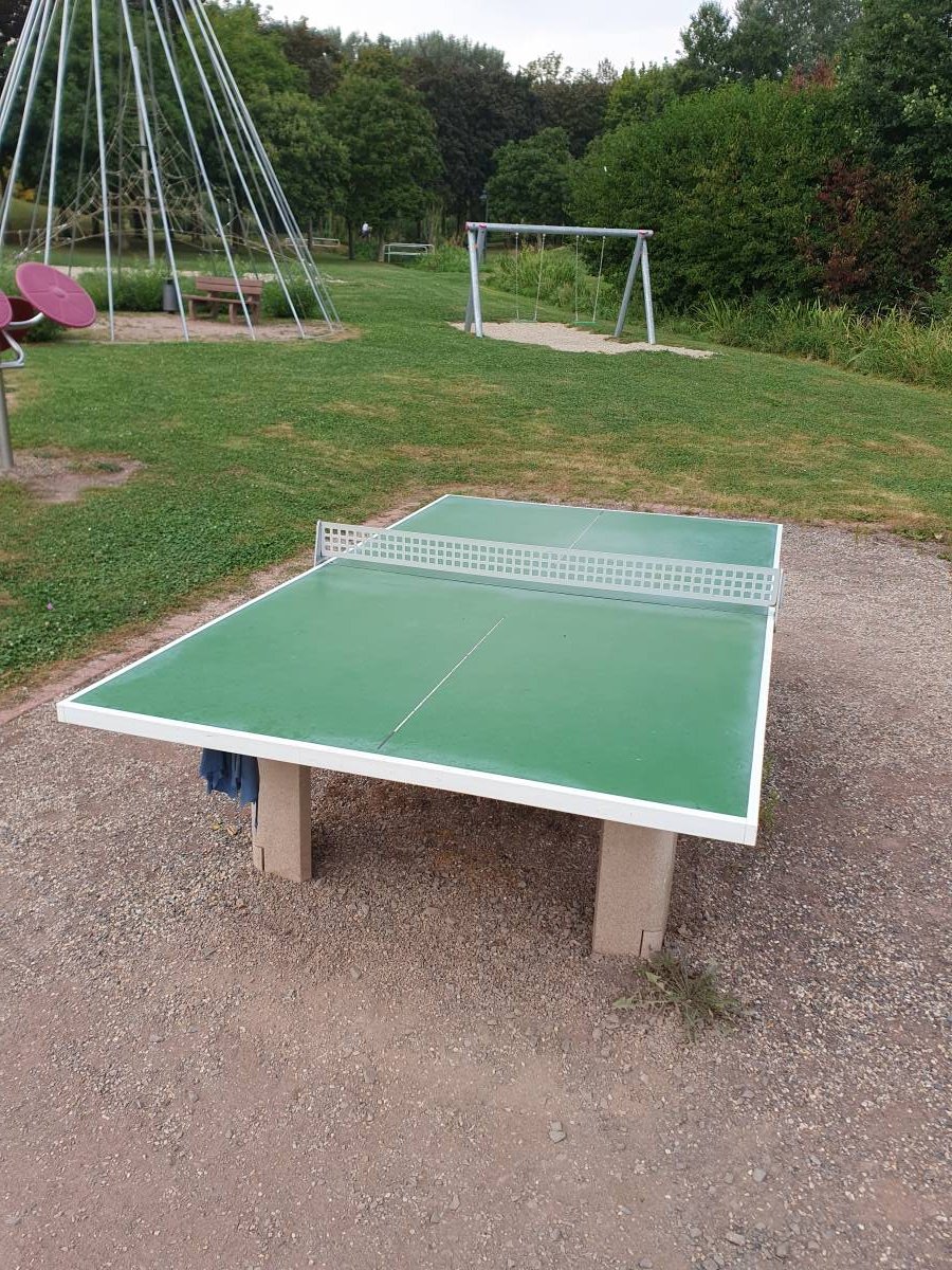 Tischtennis bei Badeweg