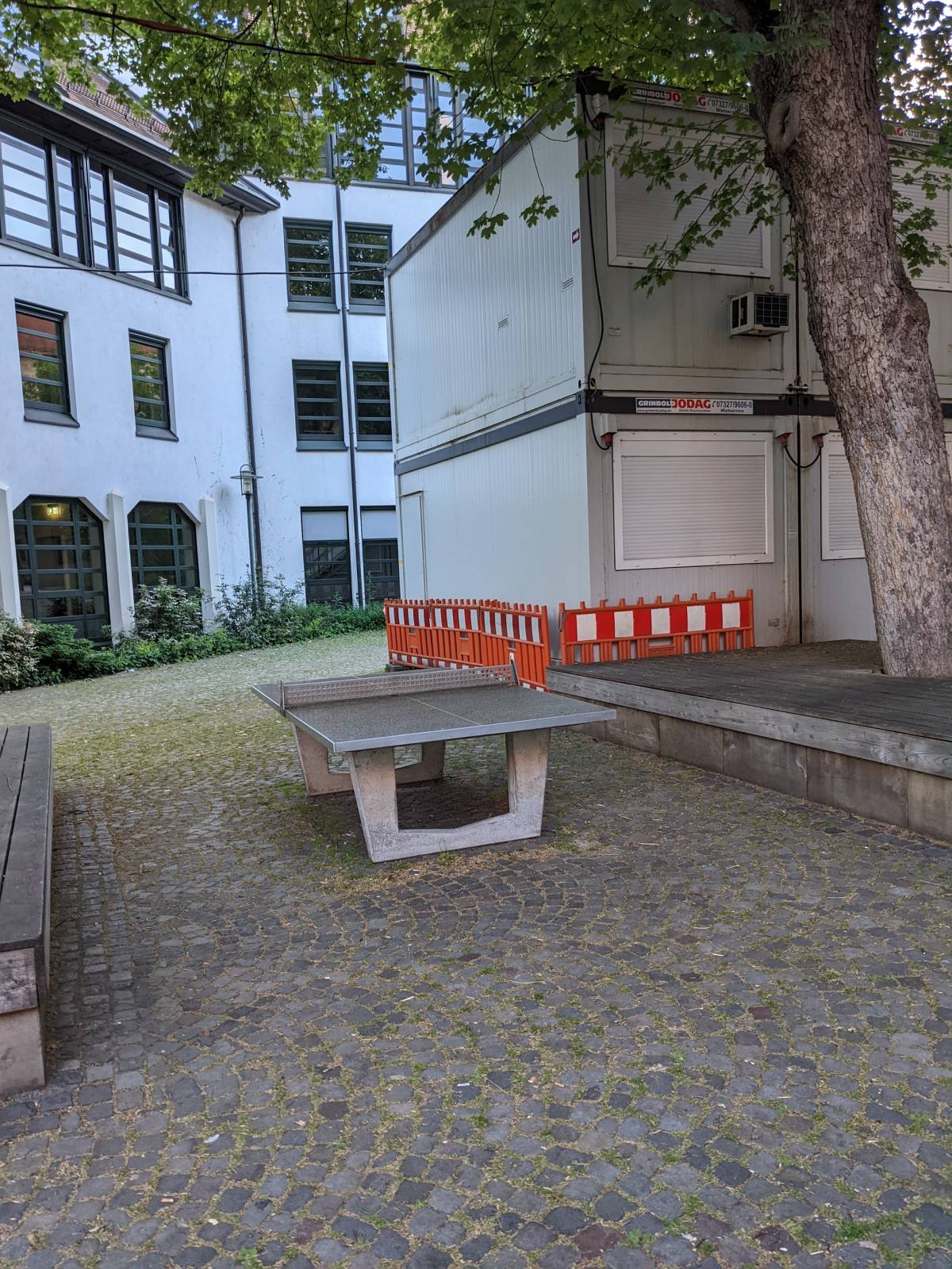 Tischtennis bei Georg-Christian-von-Kessler-Platz 9