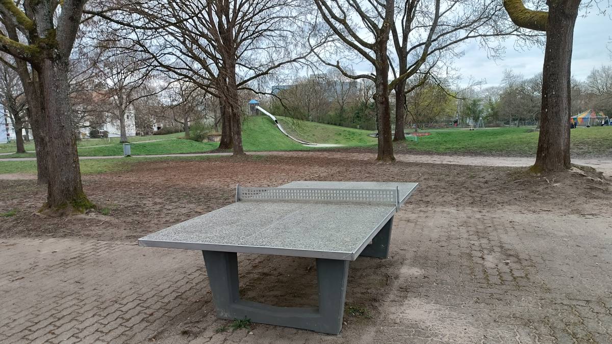 Tischtennis bei Ludwigshafener Straße