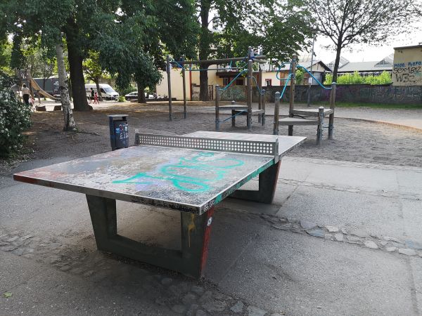 Tischtennis bei Rosa-Luxemburg-Straße
