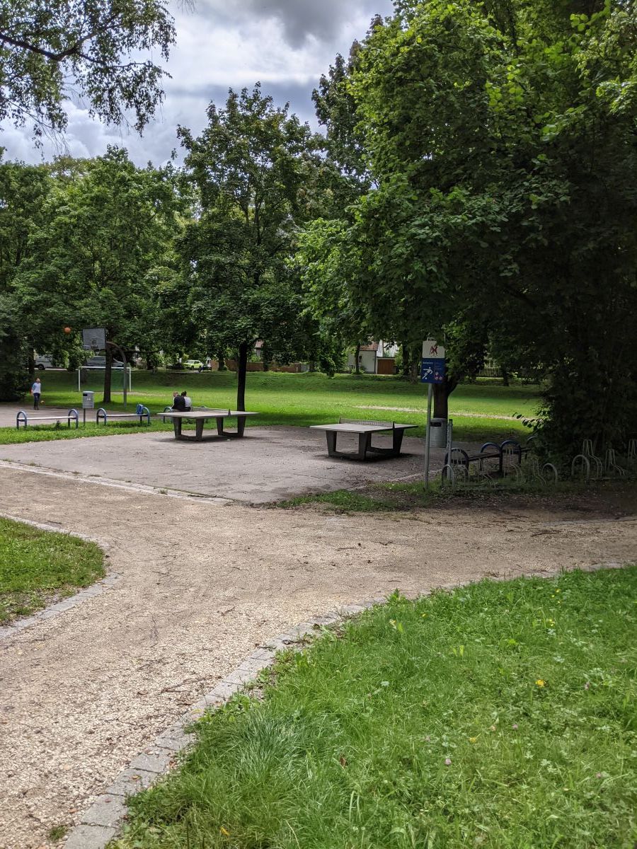 Tischtennis bei Kreuzweg