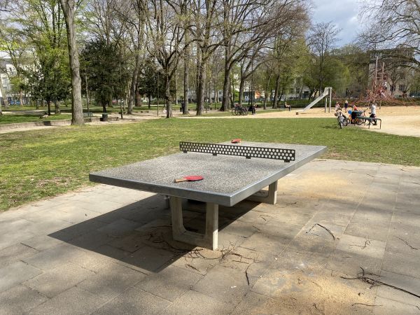 Tischtennis bei Burgenlandstraße 5