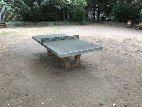 Tischtennis bei Leyendeckerstraße