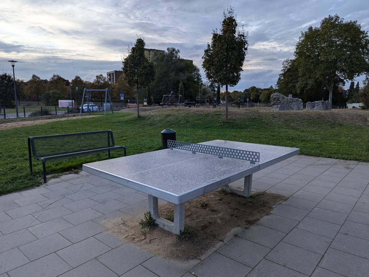 Tischtennis bei Astrid-Lindgren-Allee