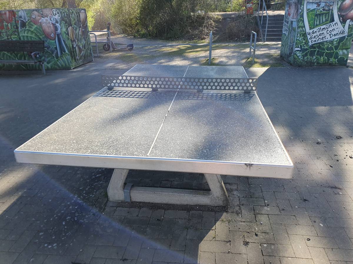 Tischtennis bei Weg an der Seebek