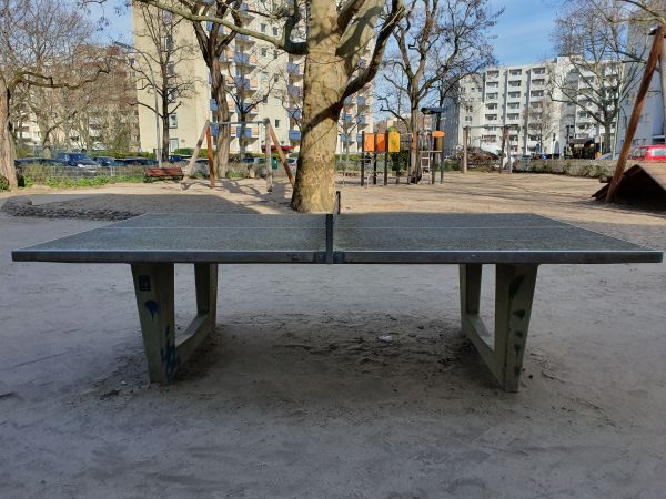 Tischtennis bei Motzstraße