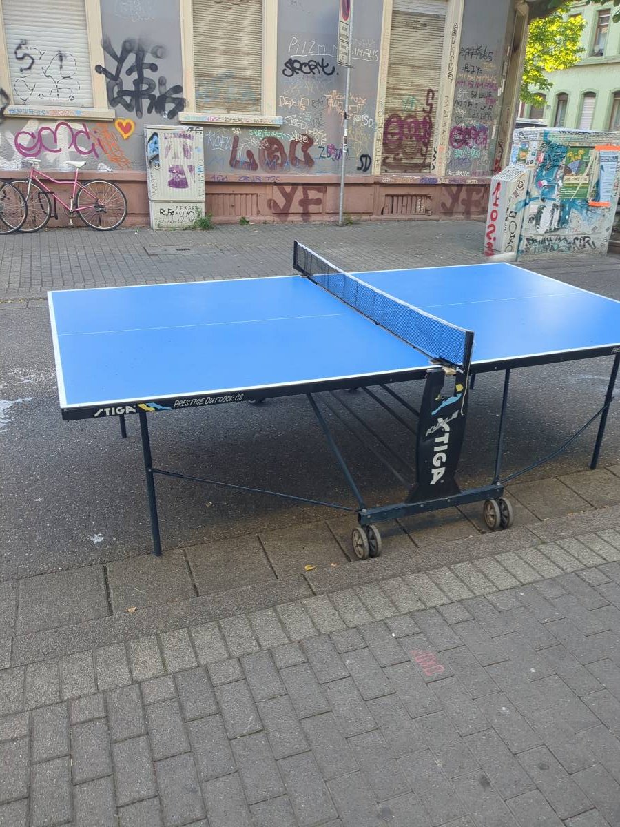 Tischtennis bei Adlerstraße