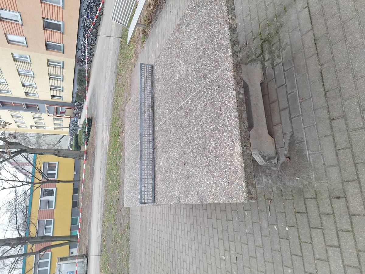 Tischtennis bei Universitätsstraße