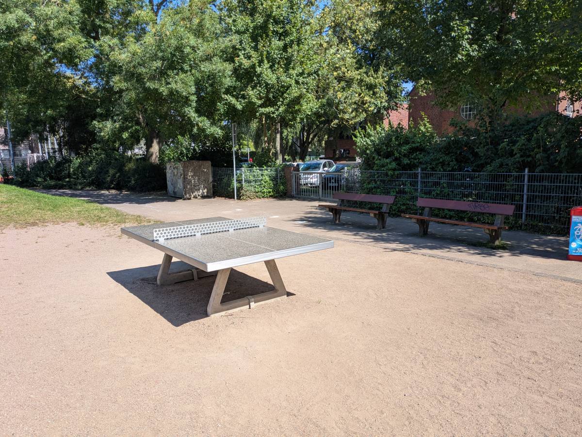 Tischtennis bei Wilhelmsburger Straße