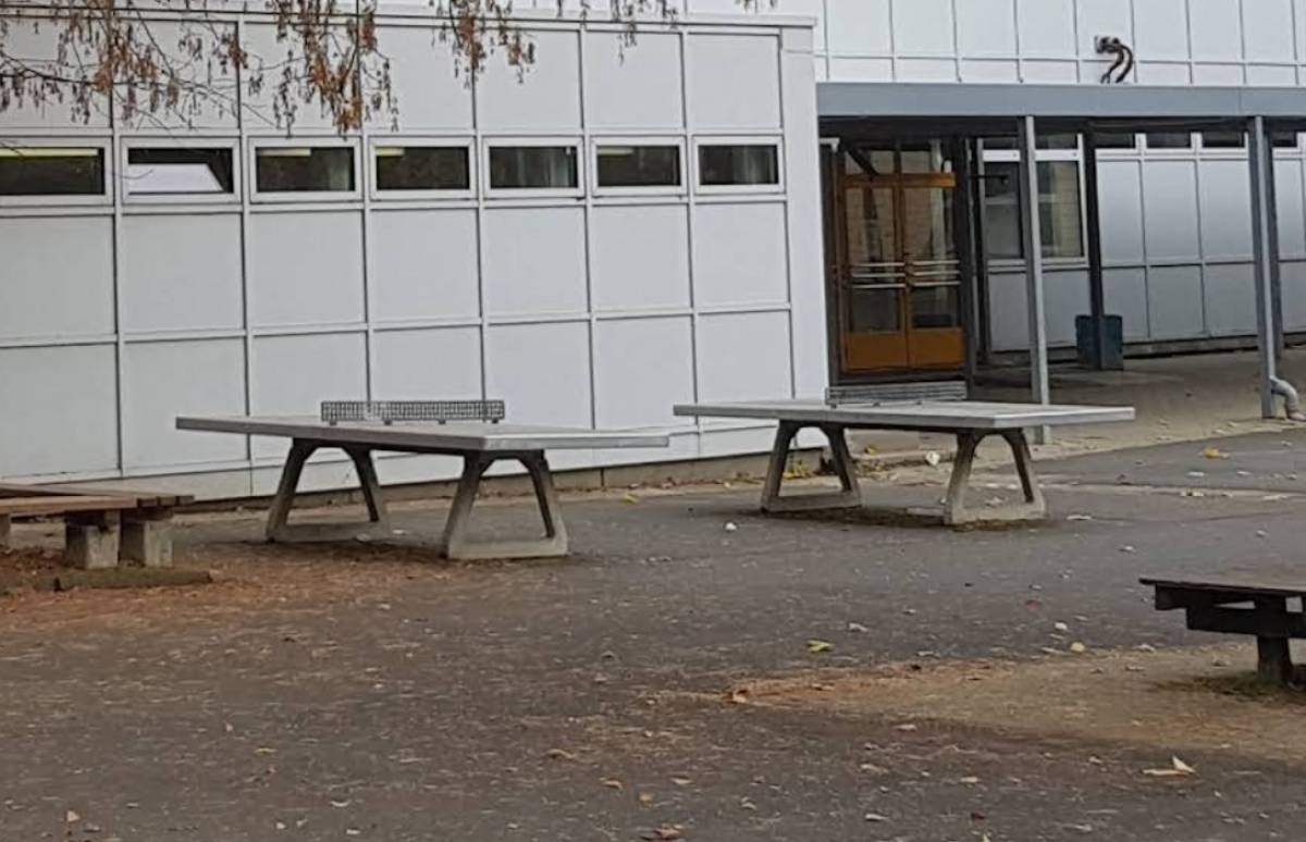 Tischtennis bei Gebeschusstraße