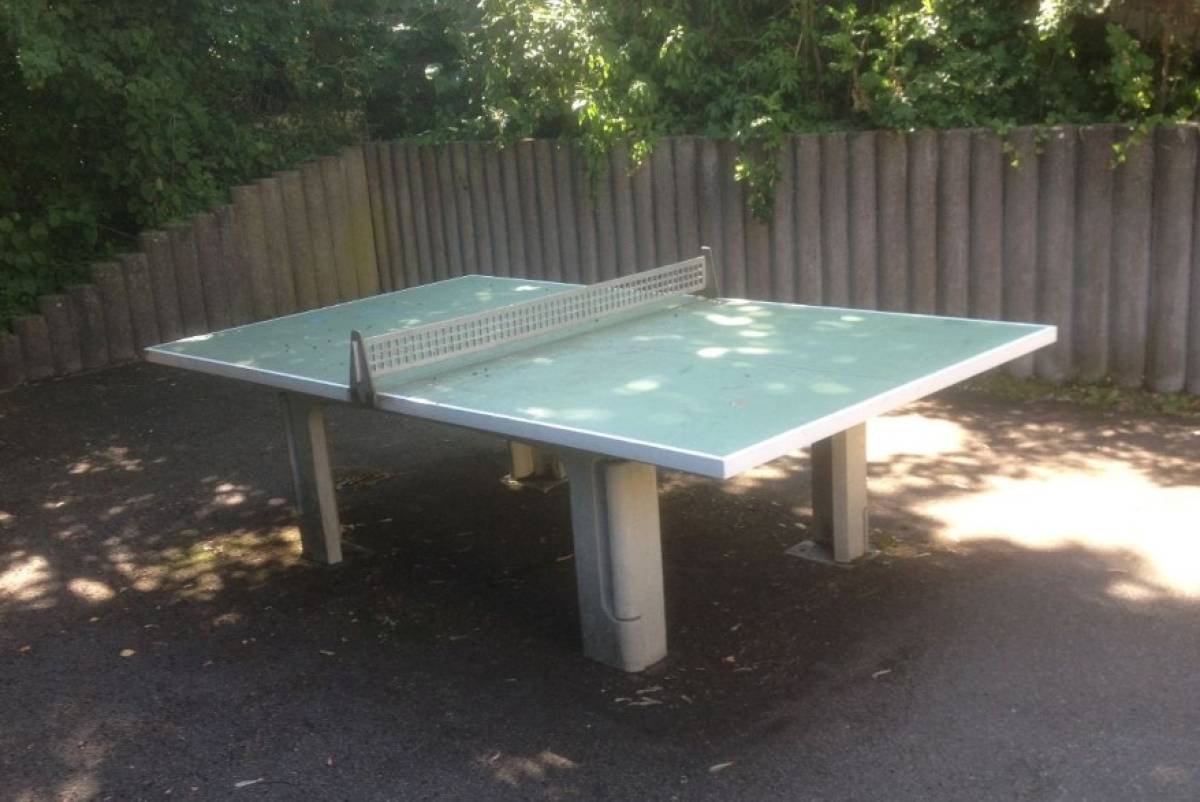 Tischtennis bei Fritz-Ehrmann-Straße