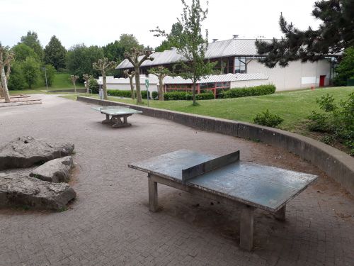 Tischtennis bei Karbener Weg 9