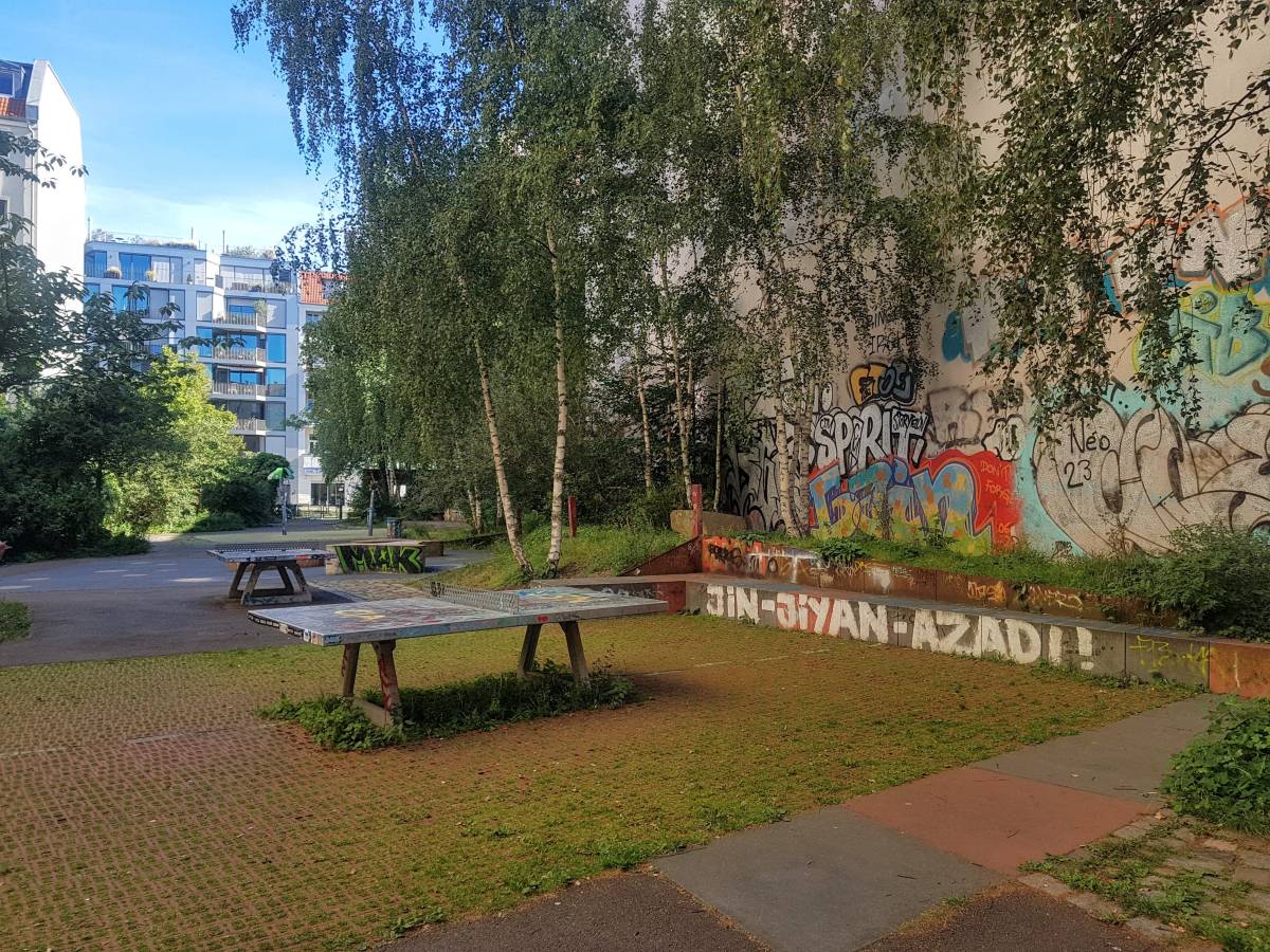 Tischtennis bei Kanzowstraße 6