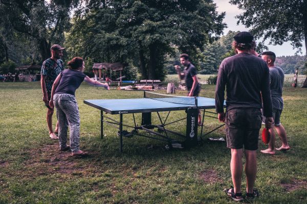 Tischtennis bei Tischtennisplatte #11244
