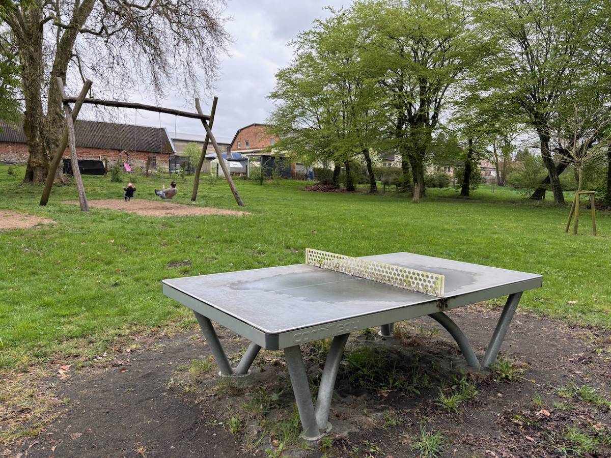 Tischtennis bei Dorfstraße