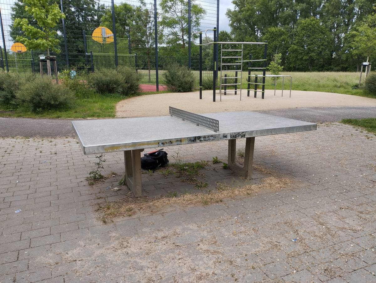 Tischtennis bei Uferstraße