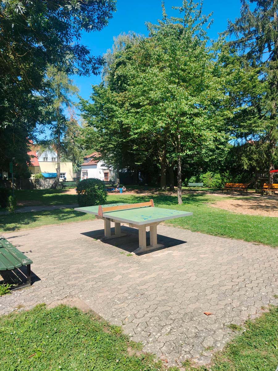 Tischtennis bei Rotenburstraße