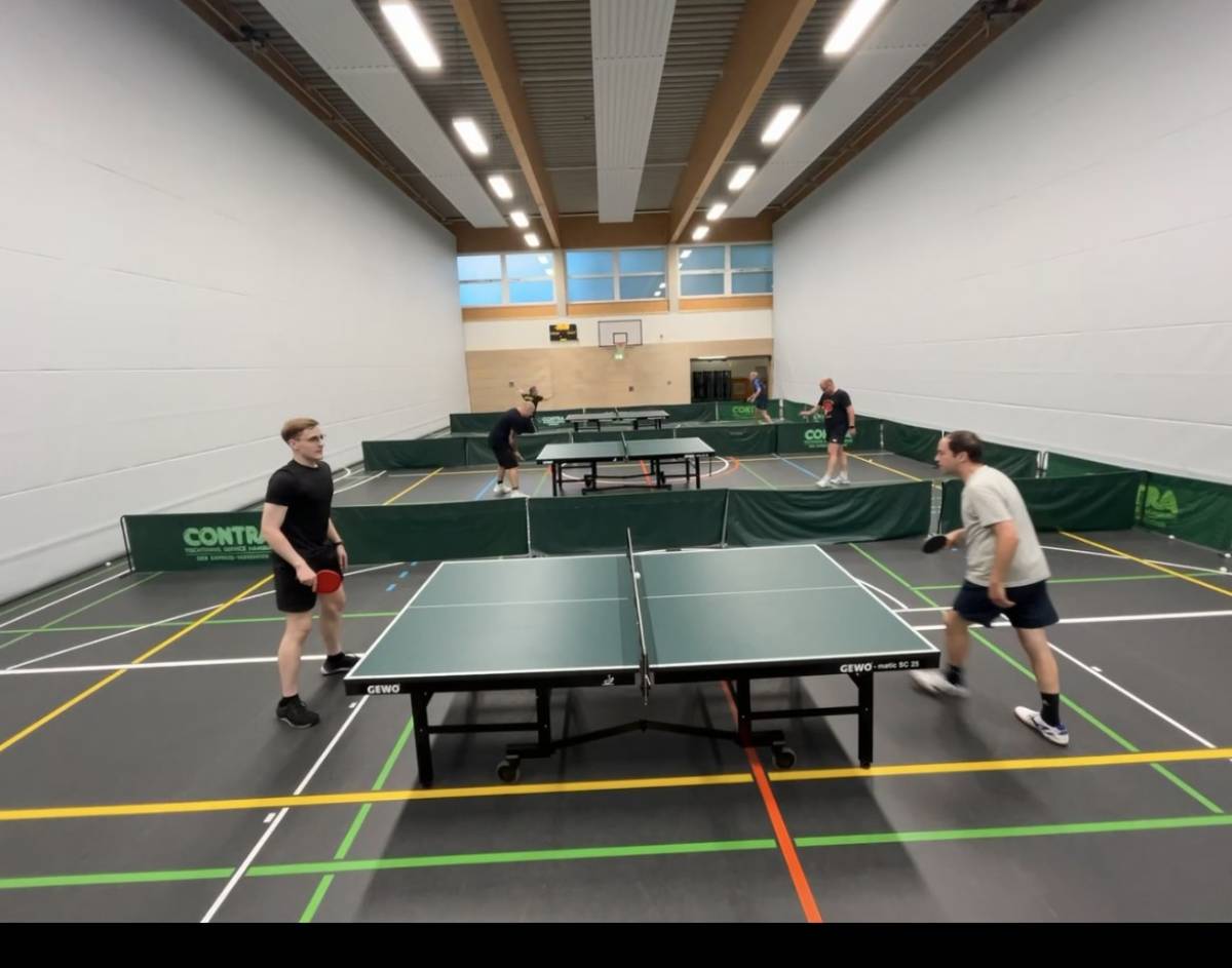 Tischtennis bei Leuschnerstraße