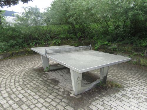Tischtennis bei Christian-Lahusen-Straße 6