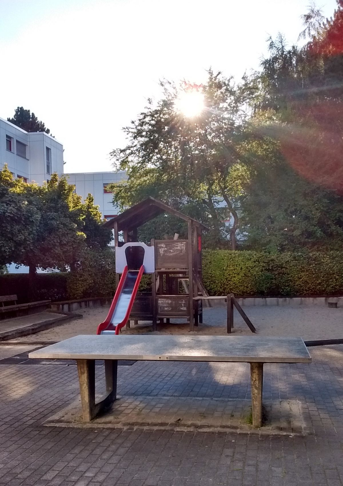 Tischtennis bei Gräfelfinger Straße 18
