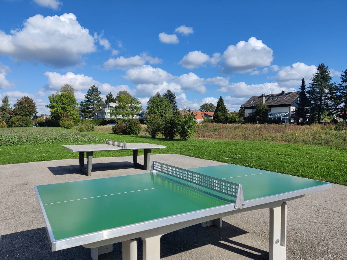 Tischtennis bei Rathenaustraße