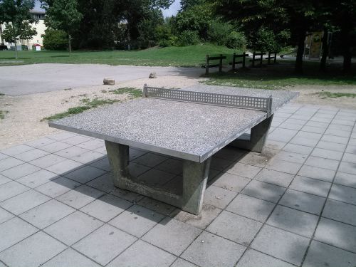 Tischtennis bei Madisonstraße 12