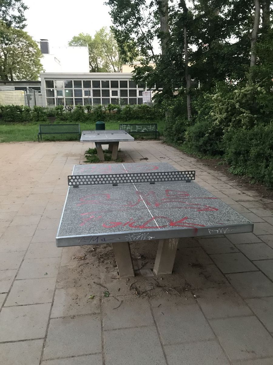 Tischtennis bei Düstemichstraße 10