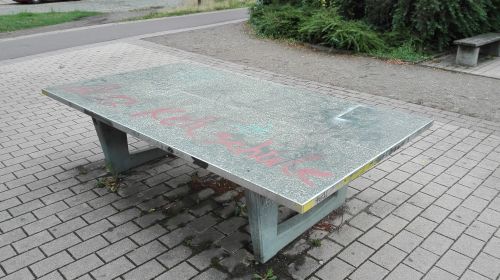 Tischtennis bei Johann-Andreas-Segner-Straße 6