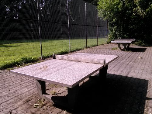 Tischtennis bei Pfarrer-Bogner-Straße 20