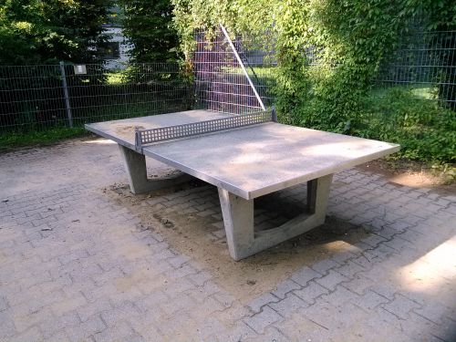 Tischtennis bei Ulmer Straße 75