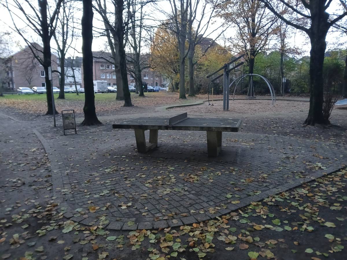 Tischtennis bei Martin-Luther-Straße