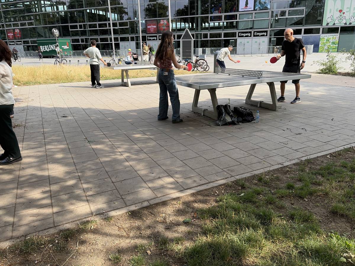 Tischtennis bei Falkplatz