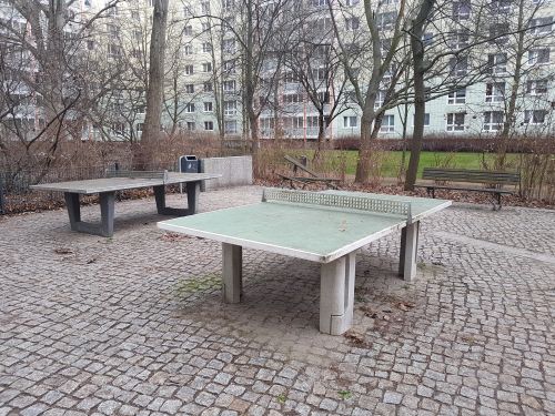 Tischtennis bei Mellenseestraße 5