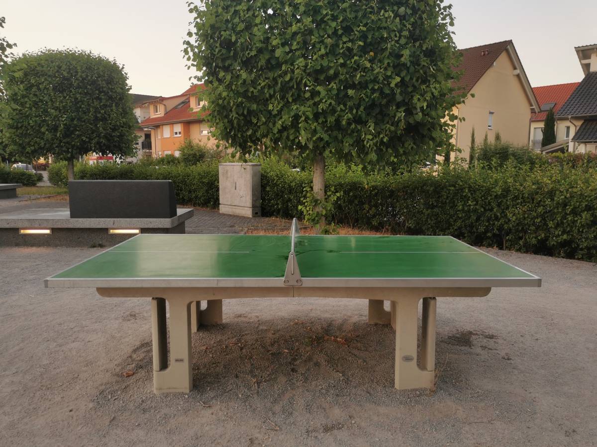 Tischtennis bei Heinrich-Heine-Straße