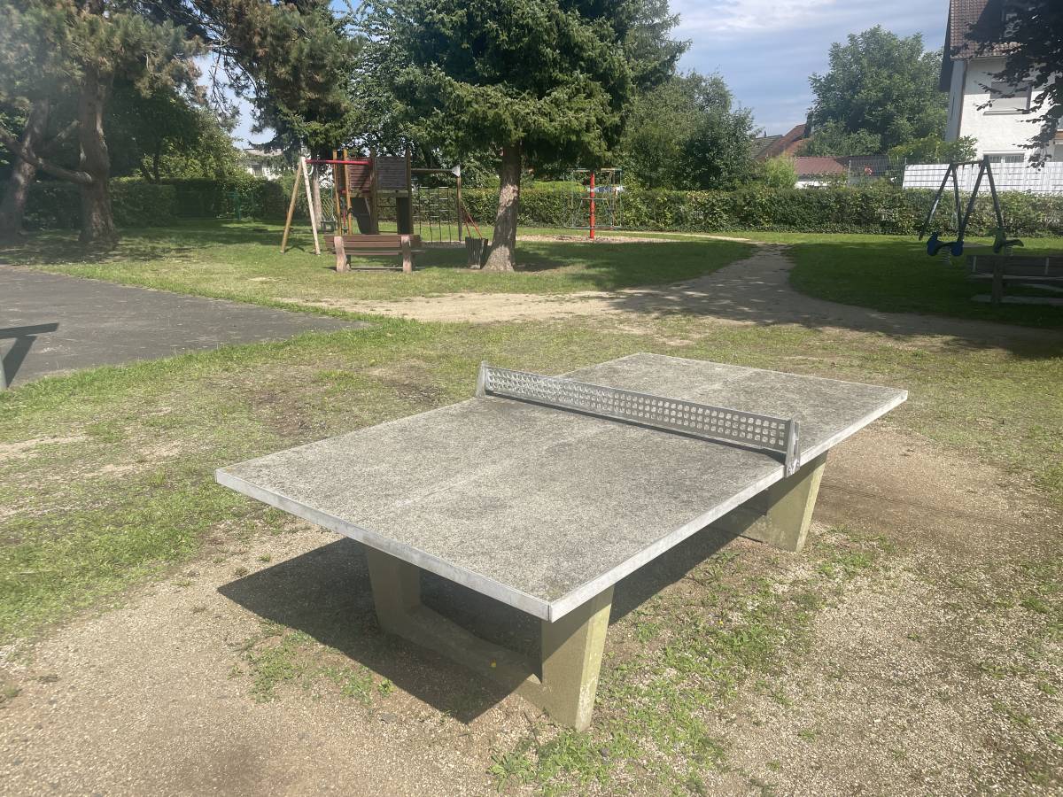 Tischtennis bei Friedrich-Ebert-Straße