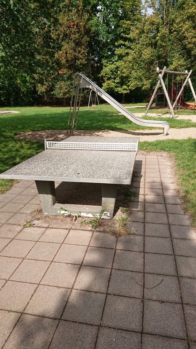 Tischtennis bei Regelsbacher Straße
